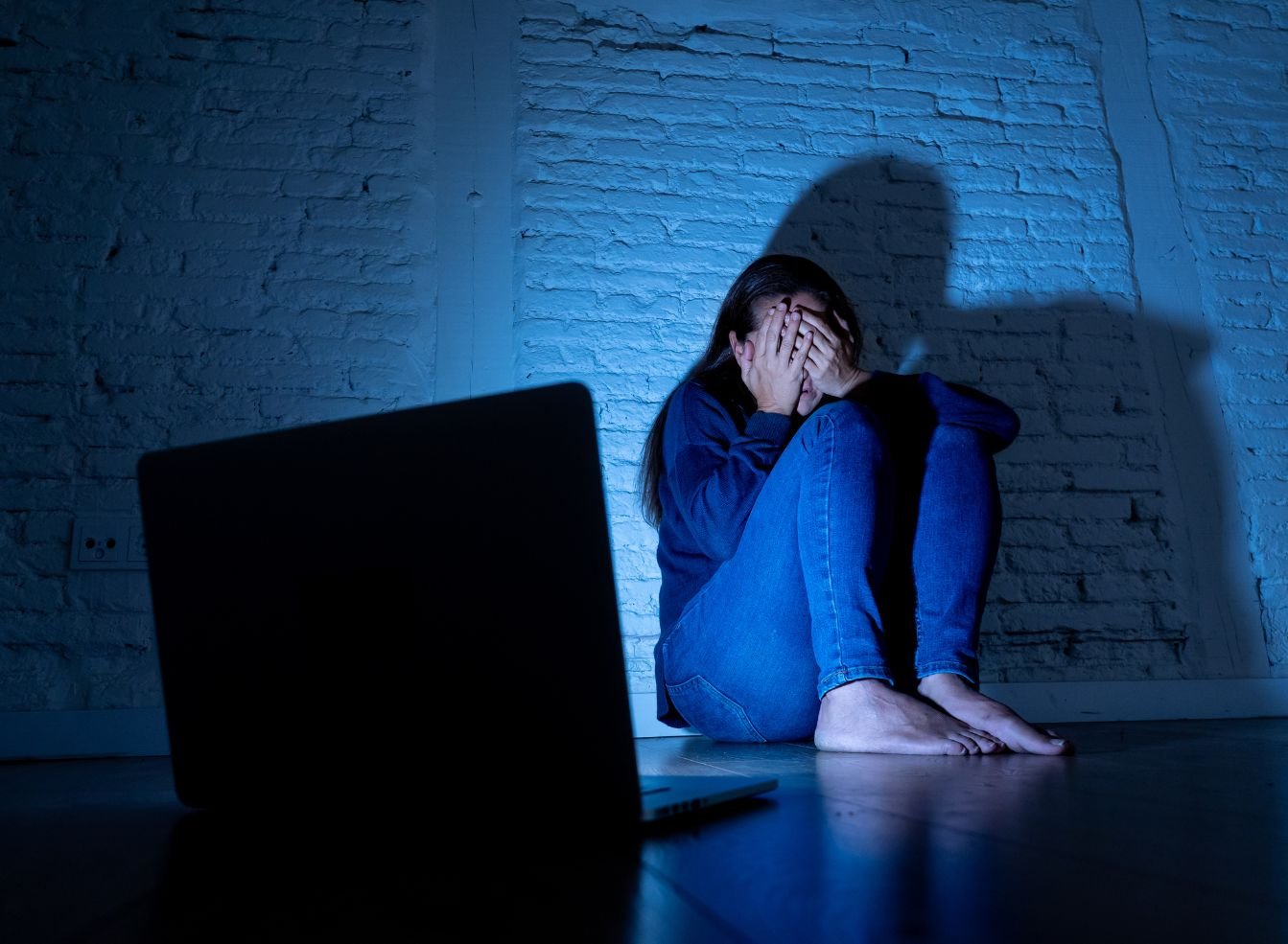 Cyberbullying o ciber-acoso: Una guía para padres y educadores